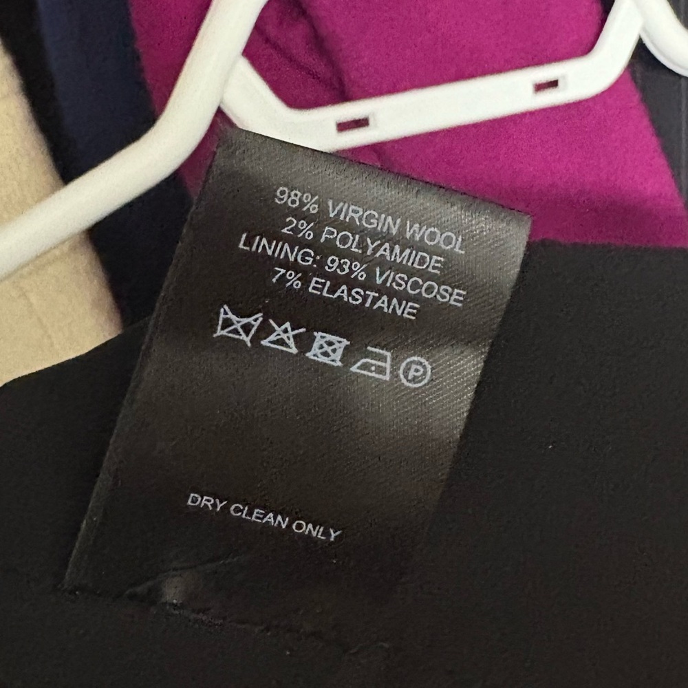 🏴󠁧󠁢󠁥󠁮󠁧󠁿Fold of London Fuchsia Virgin Wool Midi Dress - Picture 11 of 11